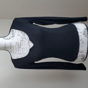 Black stretch long sleeve top